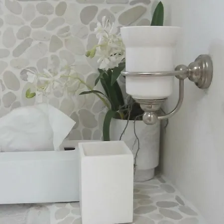 La chambre blanche Heerlen Extérieur photo